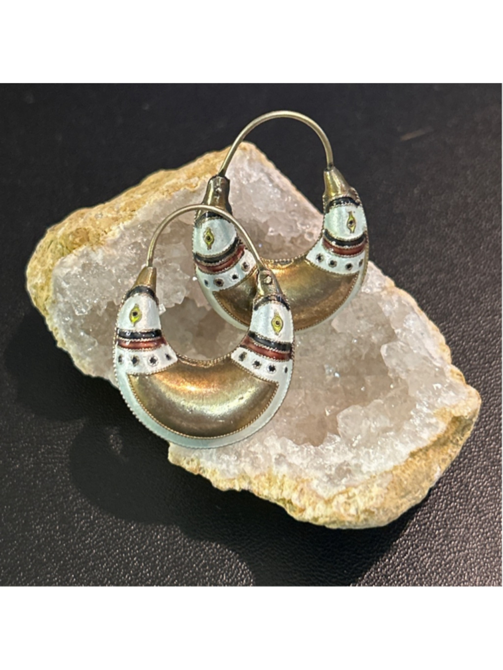 Women's Unbranded brass & White Enamel Hoop Earrings One Size